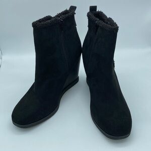 NWB SUN + STONE BLACK CAMILLA WEDGE BOOTS